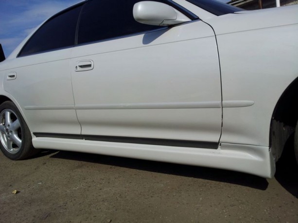 Накладки на пороги (сток) Toyota Mark II (90) купить недорого с доставкой в Тихвин