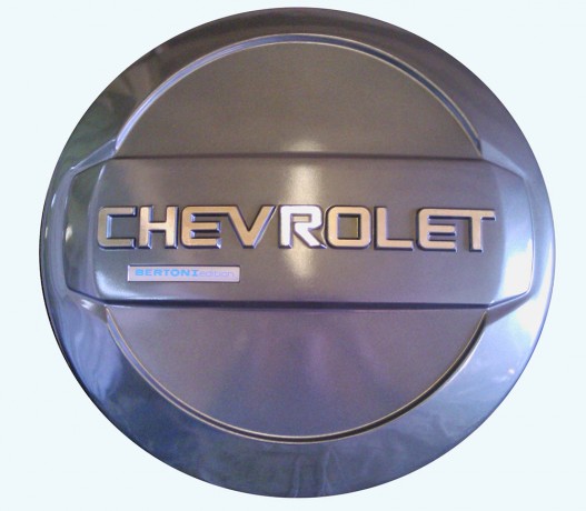 Колпак для запасного колеса "Bertoni" для B@3 2123 "Chevrolet Niv@" не окрашенный купить недорого с доставкой в Тихвин