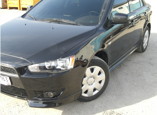 Накладки на пороги "2.0" для Mitsubishi Lancer X (2007-2016) купить недорого с доставкой в Тихвин