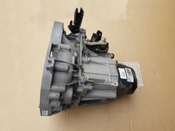 Механическая коробка переключения передач (МКПП 5-ст.) Renault JR5-514, двигатель К4М  1.6 16V, новая, оригинал 320106193R 8200934990 купить недорого с доставкой в Тихвин