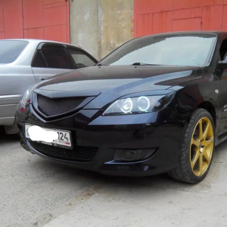 Решетка радиатора "Сетка" для Mazda 3, хэтчбэк (2003-2009) купить недорого с доставкой в Тихвин