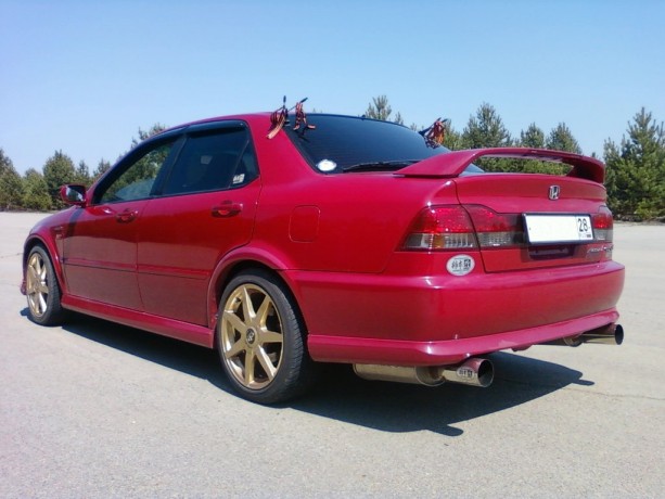 Накладка на задний бампер "Euro-R" Honda Accord/Torneo (Кузова CF3, CF4, CF5) купить недорого с доставкой в Тихвин