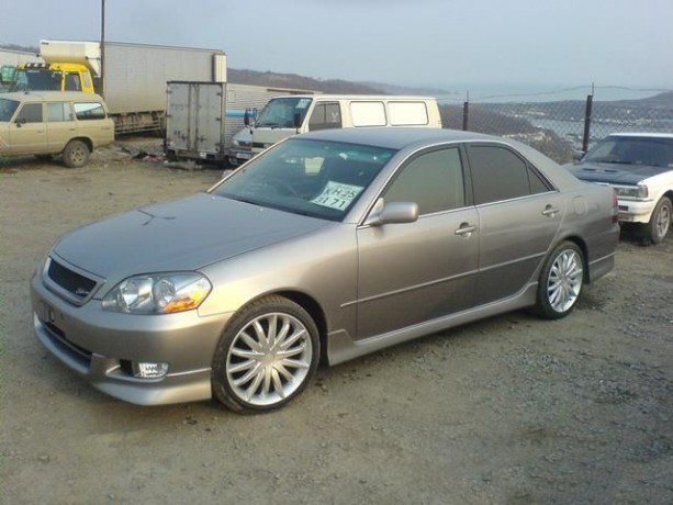 Накладки на пороги "Fortune" Toyota Mark II (110) купить недорого с доставкой в Тихвин