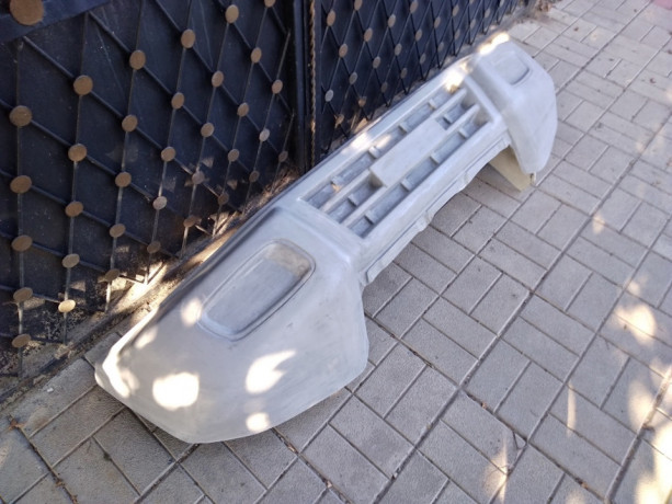 Силовой передний бампер стеклопластиковый на Mitsubishi Pajero III купить недорого с доставкой в Тихвин